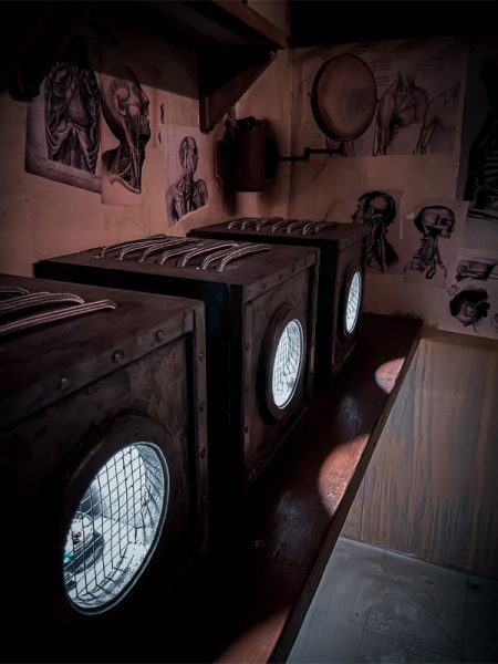 Atmosphärischer Einblick in den Escape Room „Seven Hills Asylum“ – CineRoom Bamberg