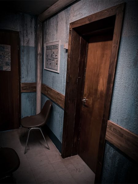 Szene aus dem Escape Room „Seven Hills Asylum“ bei CineRoom Bamberg